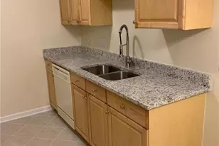5639 Hornaday Rd, Greensboro, NC 27409 - Photo 5