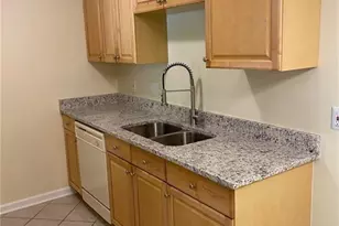 5639 Hornaday Rd, Greensboro, NC 27409 - Photo 5