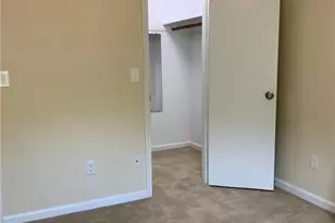 5639 Hornaday Rd, Greensboro, NC 27409 - Photo 17