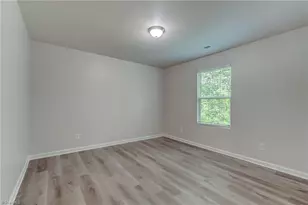1048 Megan Cross Ln, Kernersville, NC 27284 - Photo 21