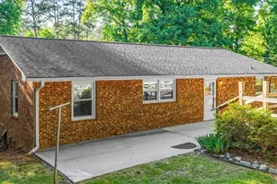 509 Valleybrook Dr, Jamestown, NC 27282 - Photo 3