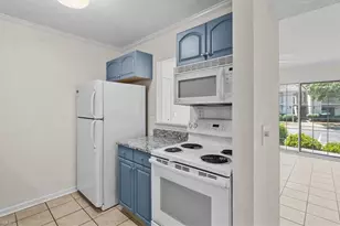 5643 Hornaday Rd, Greensboro, NC 27409 - Photo 13