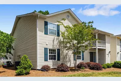 5643 Hornaday Road #D, Greensboro, NC 27409 - Photo 3
