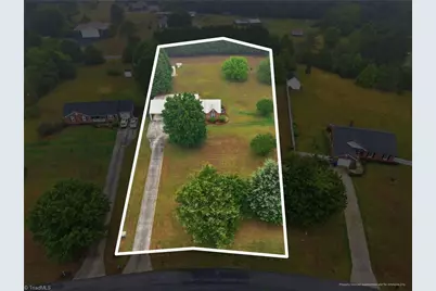 5200 Robin Lane, Randleman, NC 27317 - Photo 39