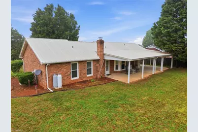 5200 Robin Lane, Randleman, NC 27317 - Photo 5
