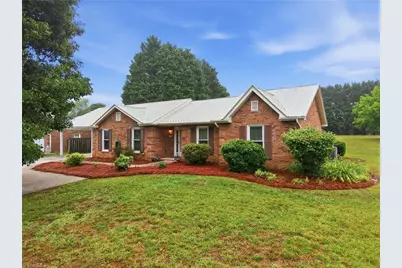 5200 Robin Lane, Randleman, NC 27317 - Photo 27