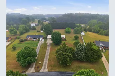5200 Robin Lane, Randleman, NC 27317 - Photo 29