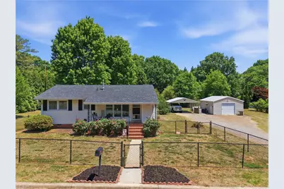 1007 Jackson Street, Mayodan, NC 27027 - Photo 1