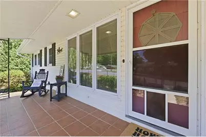 1007 Jackson Street, Mayodan, NC 27027 - Photo 7