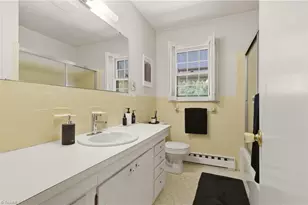 4204 Rose Lake Dr, Greensboro, NC 27407 - Photo 21