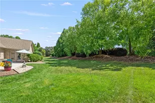 6303 Stone Gables Ct, Jamestown, NC 27282 - Photo 35