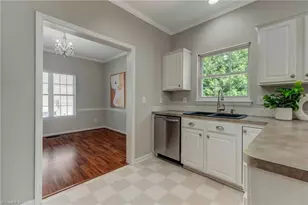 4794 Silver Creek Dr, Greensboro, NC 27410 - Photo 11