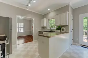 4794 Silver Creek Dr, Greensboro, NC 27410 - Photo 13