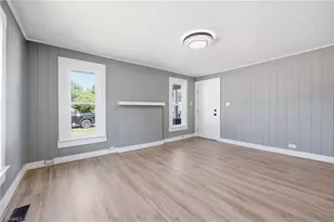 408 Reid St, Thomasville, NC 27360 - Photo 7