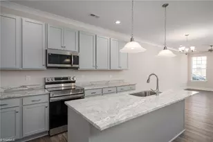 1427 Prospect Hl St, Kernersville, NC 27284 - Photo 5