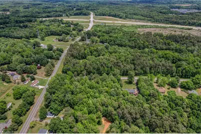 277 Willowlake Road, Greensboro, NC 27405 - Photo 7