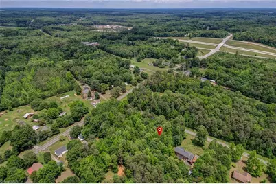 277 Willowlake Road, Greensboro, NC 27405 - Photo 5