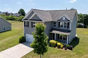 540 Alamanni Ct, Graham, NC 27253 - Photo 3