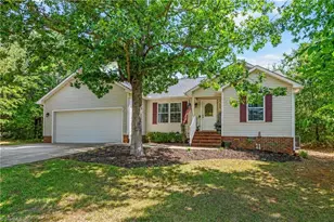 4280 White Oak Dr, Randleman, NC 27317 - Photo 1