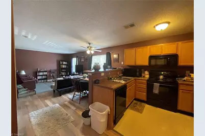 1920 Crest Hollow Drive, Winston-Salem, NC 27127 - Photo 3