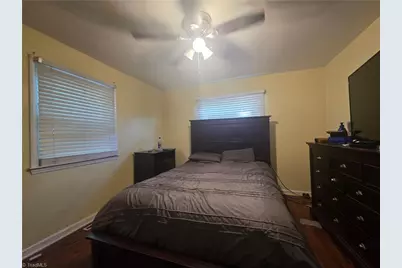 909 E Florida Street, Greensboro, NC 27406 - Photo 11