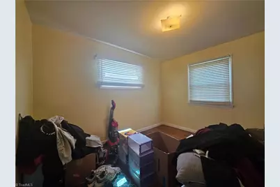 909 E Florida Street, Greensboro, NC 27406 - Photo 9