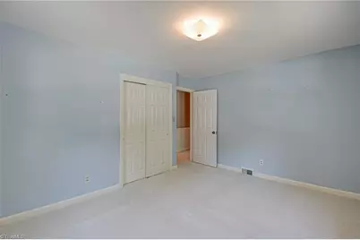 465 Pennsylvania Avenue, Winston-Salem, NC 27104 - Photo 15