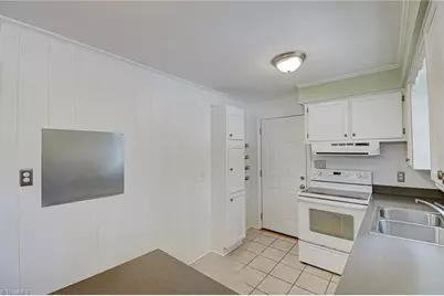 465 Pennsylvania Avenue, Winston-Salem, NC 27104 - Photo 11
