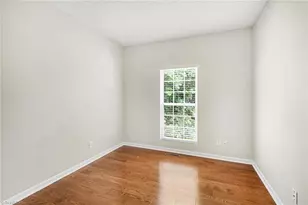 349 Ivy Park Ln, Winston-Salem, NC 27104 - Photo 5