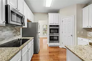 349 Ivy Park Ln, Winston-Salem, NC 27104 - Photo 7