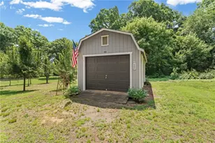 5754 Stanleyville Dr, Winston-Salem, NC 27105 - Photo 35