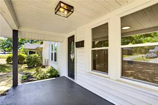 529 Peachtree St, Asheboro, NC 27203 - Photo 9