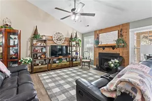 651 Huntingdon St, Elon, NC 27244 - Photo 15