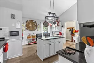 651 Huntingdon St, Elon, NC 27244 - Photo 9