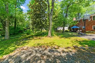 4311 Dogwood Dr, Greensboro, NC 27410 - Photo 31
