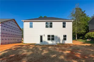 2103 Medhurst Dr, Greensboro, NC 27410 - Photo 17