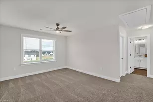 2103 Medhurst Dr, Greensboro, NC 27410 - Photo 27