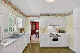 2047 Walker Ave, Burlington, NC 27215 - Photo 17