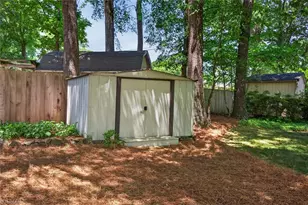 2047 Walker Ave, Burlington, NC 27215 - Photo 39