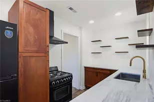209 McCulloch St, Greensboro, NC 27406 - Photo 5