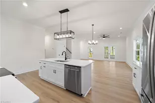 4728 Spitfire Ln, Winston-Salem, NC 27103 - Photo 11