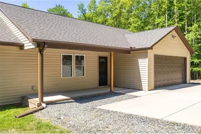 484 Vernon Road, Reidsville, NC 27320 - Photo 3