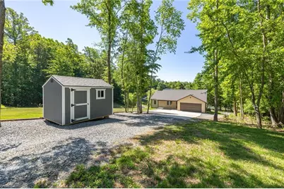 484 Vernon Road, Reidsville, NC 27320 - Photo 5