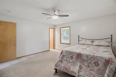 304 Oakwood Circle, Lexington, NC 27295 - Photo 19