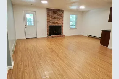 2424 Cottage Place, Greensboro, NC 27455 - Photo 19