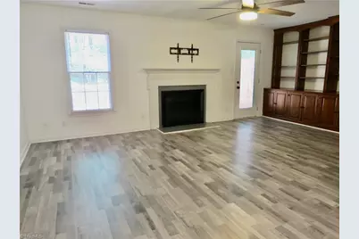 2424 Cottage Place, Greensboro, NC 27455 - Photo 11