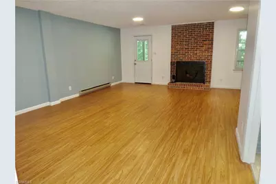 2424 Cottage Place, Greensboro, NC 27455 - Photo 17