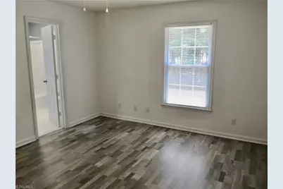 2424 Cottage Place, Greensboro, NC 27455 - Photo 31