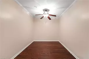 7100 W Friendly Ave, Greensboro, NC 27410 - Photo 9