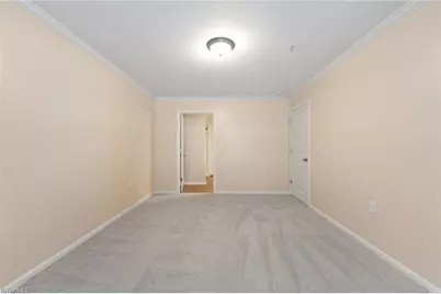 7100 W Friendly Avenue #105, Greensboro, NC 27410 - Photo 17